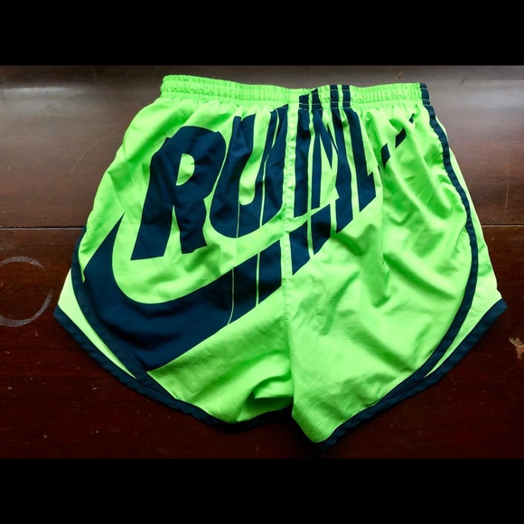 Nike Short Bundle - Picture 4 of 5